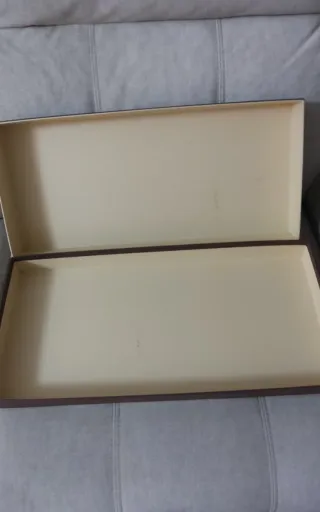 Caja Louis Vuitton Marrón
