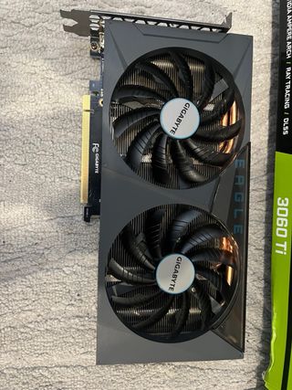 Lote 2 Tarjetas Gráficas Gigabyte RTX 3060 Ti y GT