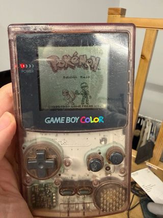 Consola Game Boy Color  Pokemon rojo y manual