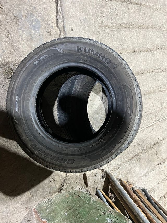 2 Kumho Crugen 205/70R15 96T DOT 4320