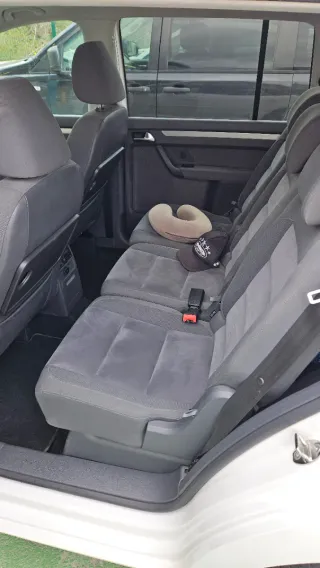 Volkswagen Touran 2011