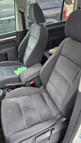 Volkswagen Touran 2011