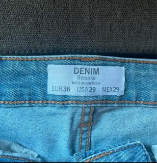 Pantalones Azules Oscuros Bershka - Talla S