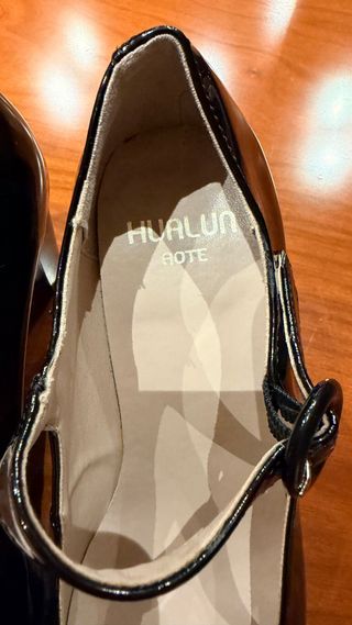 Merceditas charol negro Talla 38