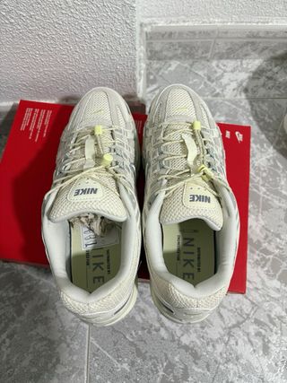 Zapatillas Nike P6000 Beige/Gris