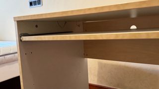 Mesa de ordenador y silla gaming