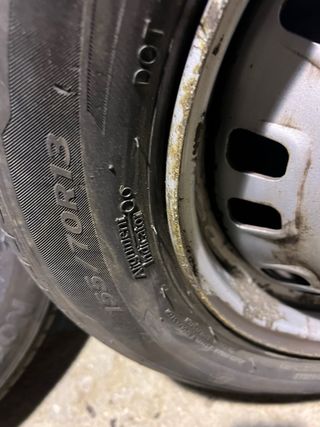 2 Llantas 13” 4x98 para Remolque/Carro