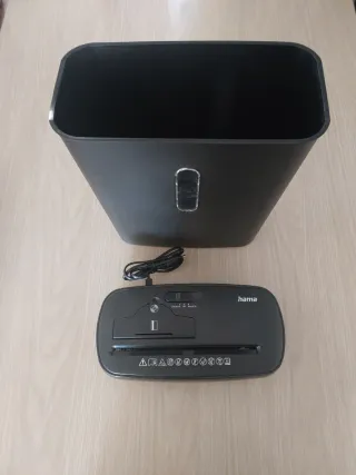 Destruidor de Documentos com Corte CD e Cartões