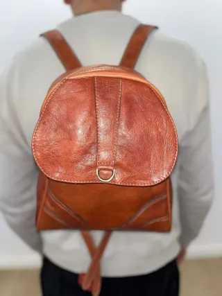 Mochila de cuero marrón  Cuero original nueva