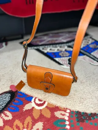 Mochila de cuero marrón  Cuero original nueva