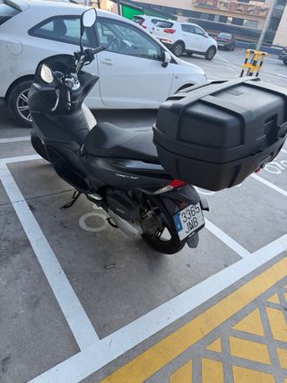 Honda PCX 125cc Negra