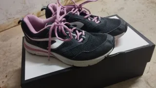 Scarpe donna Kalenji nere e rosa