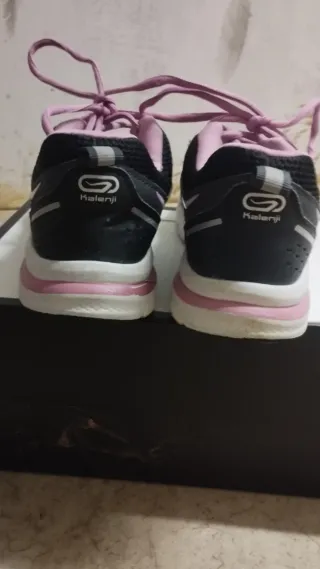 Scarpe donna Kalenji nere e rosa