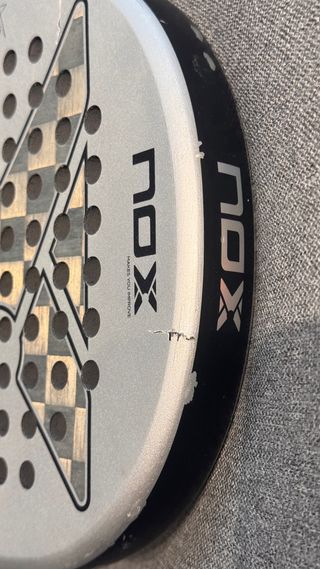 Pala Pádel NOX AT10 18K Agustín Tapia