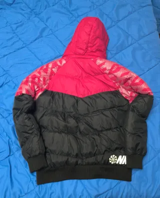 Chaqueton Nike Negra y Rojo con Capucha