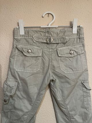 Bermudas cargo beige/verde claro