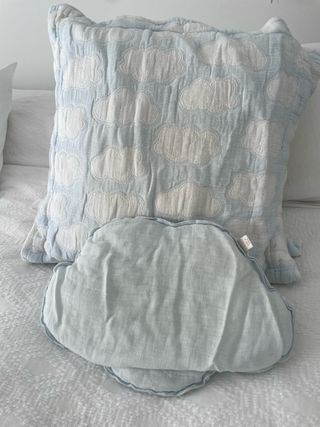 Cojines Zara Home Nubes Azul y Blanco