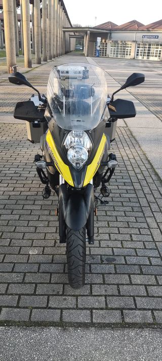 Suzuki V-strom 650 XT (2022) - 24000kms