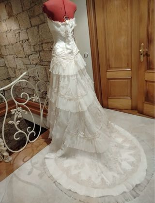 Vestido de Novia Talla 46 con Etiqueta