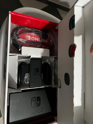 Nintendo Switch Azul y Rojo