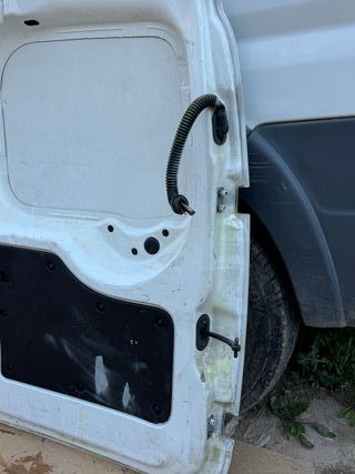 Puerta Trasera Izquierda Peugeot Bipper