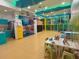 Local comercial en venta en Los Boliches en Fuengirola