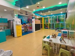 Local comercial en venta en Los Boliches en Fuengirola