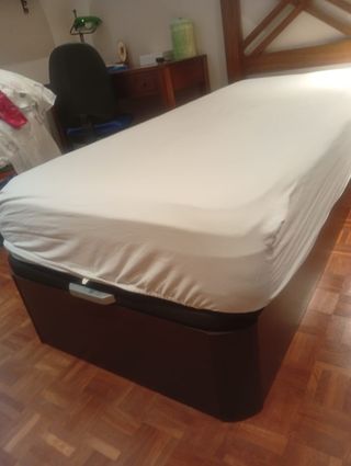 Somier abatible y cabecero de madera