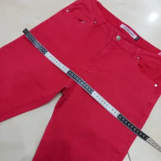 Pantaloni rossi elasticizzati taglia 46