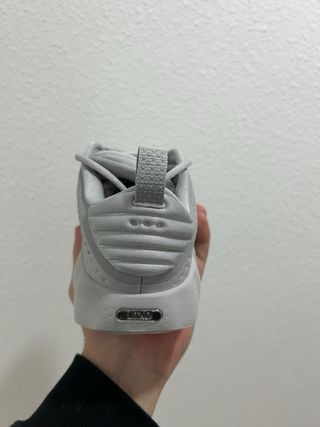 Nike Mind 002 Gris Humo Naranja W