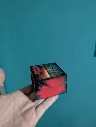 Stranger Things Cofanetto Piccolo