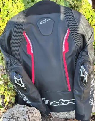 Chaqueta de cuero Alpinestars sportbike
