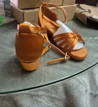 Zapatos de baile dorados/naranja