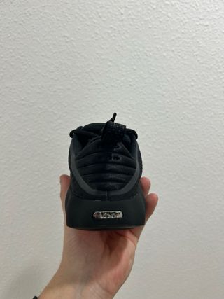 Nike Mind 002 Negro Naranja