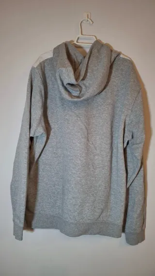 Sudadera Nike Gris con Logo