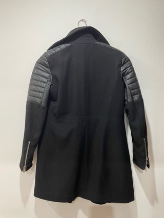 Abrigo 3/4 Mango Negro