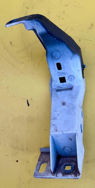 CX2316A143A STAFFA FARO ANTERIORE SINISTRO JAGUAR