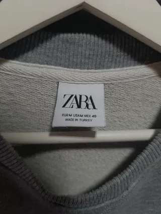 Camiseta Zara gris bolsillo