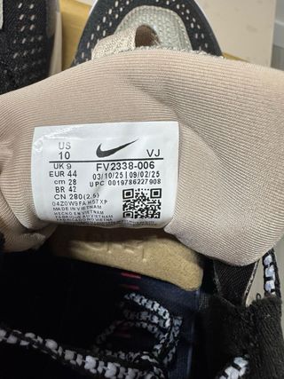 Zapatillas Nike Wildhorse 10 Negras y Naranjas