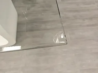 Mesa de cristal moderna