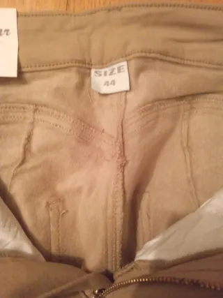 Pantalón push up beige sin estrenar