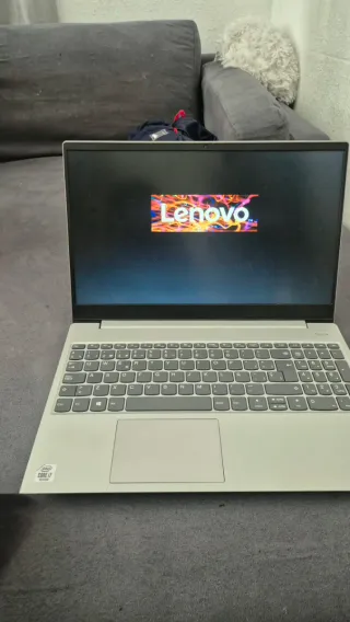 Portátil Lenovo Plata/Negro