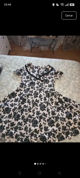 Vestido Hell Bunny floral blanco y negro