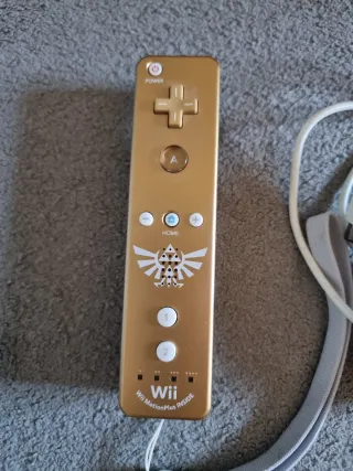 Accesorios Nintendo Wii: Mandos y Cables