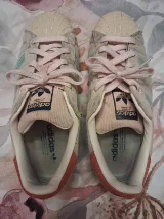 Zapatillas Adidas Superstar Beige y Rosa
