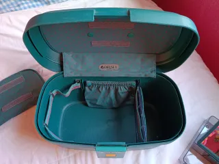 Maletín Neceser de Viaje Delsey Verde