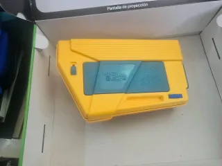 Proyector Cinexin con caja