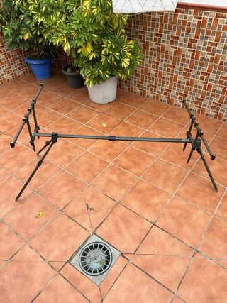 Trípode da pesca (carpfishing) pieghevole, ideale per le tue giornate di pesca