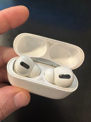 Airpods Pro 1ª Gen Apple Bianco