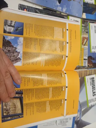 18 guías de viaje de ciudades europeas.